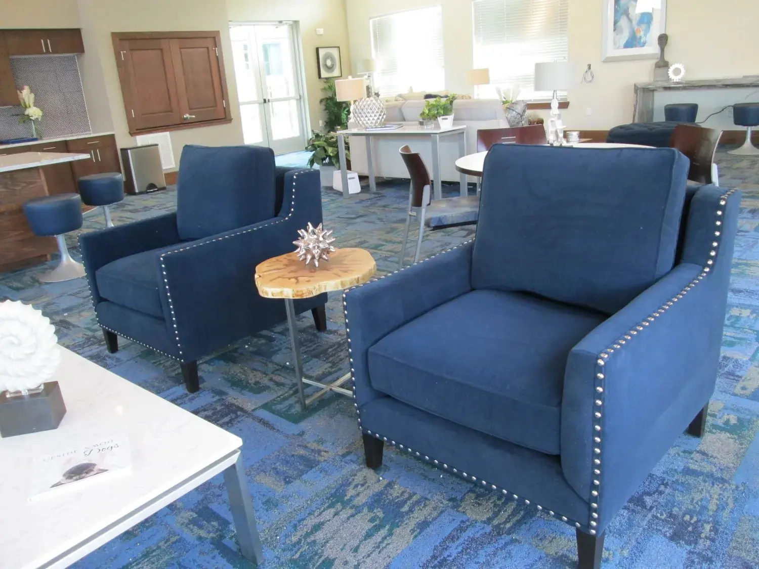 Austin Coastal Clubhouse — gallery image 10